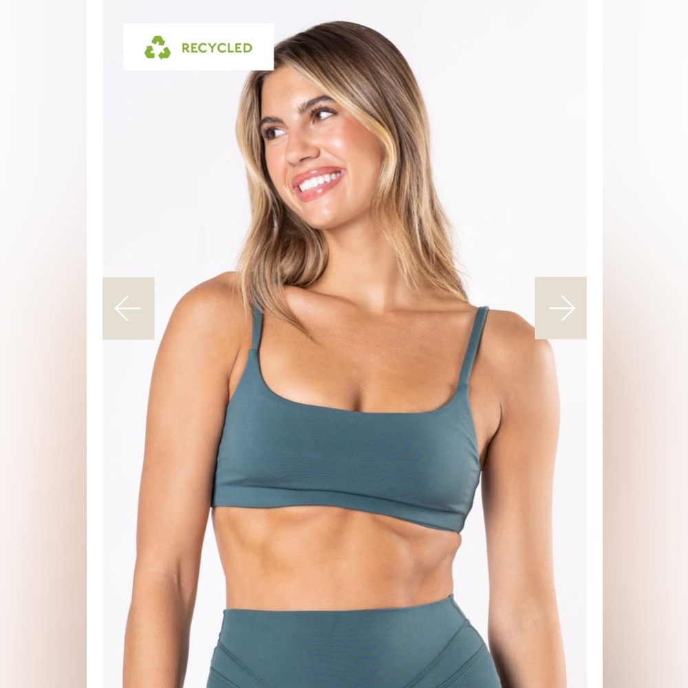 NWT ParagonFitwear Essential Bralette